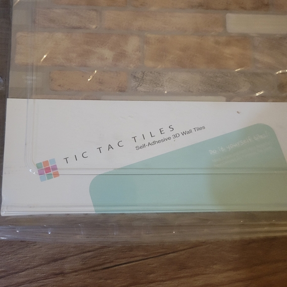 Pack of 10 Tic Tac Tiles_3D Peel and Stick Wall Tile_ - Picture 5 of 8